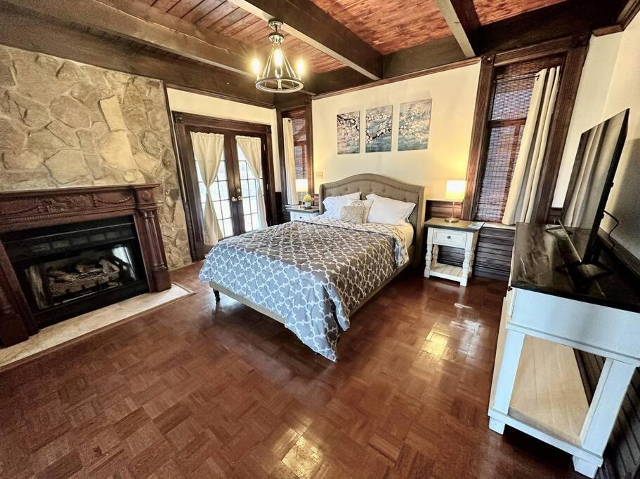 5 Bedroom Estate Near Casino And Downtown 브리스톨 외부 사진